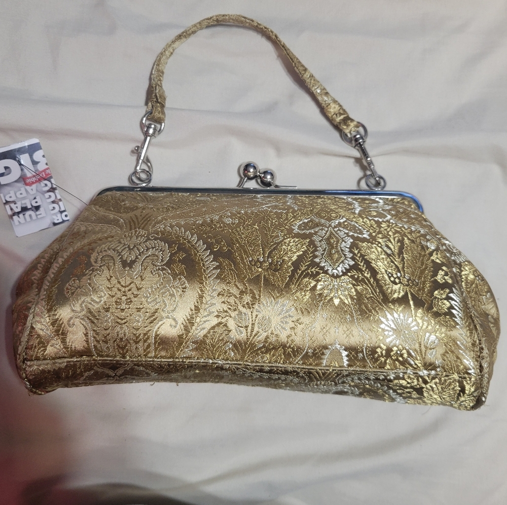 Vintage Jaclyn Smith Gold Silky Clutch Silver Snap Closure Like New Glam
